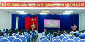 Quang cảnh buổi lễ tổng kết